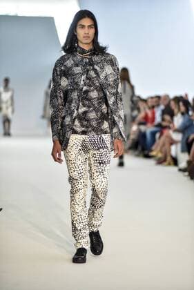 Minas Trend in Belo Horizonte - Lucas Magalhaes Modenschau BELO HORIZONTE, MG - 06.10.2016: MINAS TREND OUTONO INVERNO 2017 - Parade Lucas Magalhaes designer during the nineteenth edition of the Minas Trend - Autumn Winter 2017 held in Expominas in Belo Horizonte, MG. on the morning of Thursday (06). x1211683x  MourãoxPanda