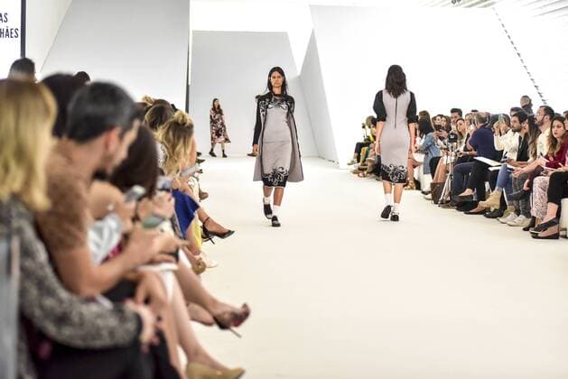 Minas Trend in Belo Horizonte - Lucas Magalhaes Modenschau BELO HORIZONTE, MG - 06.10.2016: MINAS TREND OUTONO INVERNO 2017 - Parade Lucas Magalhaes designer during the nineteenth edition of the Minas Trend - Autumn Winter 2017 held in Expominas in Belo Horizonte, MG. on the morning of Thursday (06). x1211690x  MourãoxPanda