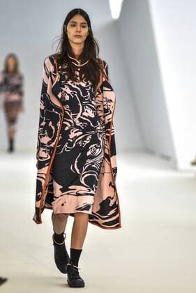 Minas Trend in Belo Horizonte - Lucas Magalhaes Modenschau BELO HORIZONTE, MG - 06.10.2016: MINAS TREND OUTONO INVERNO 2017 - Parade Lucas Magalhaes designer during the nineteenth edition of the Minas Trend - Autumn Winter 2017 held in Expominas in Belo Horizonte, MG. on the morning of Thursday (06). x1211692x  MourãoxPanda