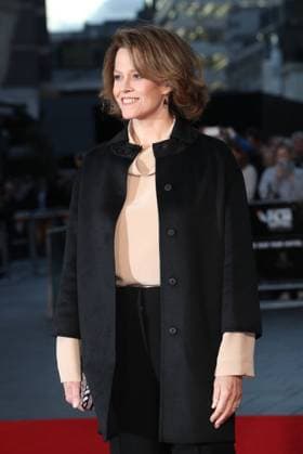 . 06 10 2016. London, United Kingdom. Sigourney Weaver arriving for the premiere of A Monster Calls at the London Film Festival.  xStephenxLockx xi-Imagesx IIM-13563-0009