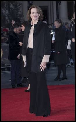 . 06 10 2016. London, United Kingdom. Sigourney Weaver arriving for the premiere of A Monster Calls at the London Film Festival.  xStephenxLockx xi-Imagesx IIM-13563-0012