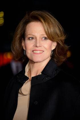 . 06 10 2016. London, United Kingdom. Sigourney Weaver arrives at the 60th BFI London Film festival A Monster Calls Premier.  xChrisxJosephx xi-Imagesx IIM-13564-0003