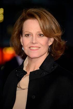. 06 10 2016. London, United Kingdom. Sigourney Weaver arrives at the 60th BFI London Film festival A Monster Calls Premier.  xChrisxJosephx xi-Imagesx IIM-13564-0004