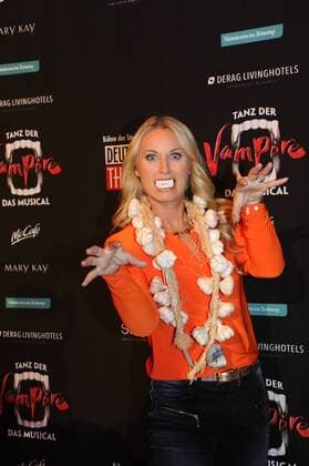 Eva Grünbauer Premiere Tanz der Vampire Deutsche Theater Musical München 06. Oktober 2016