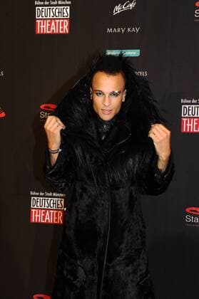 Prince Damien (DSDS Gewinner 2016) Premiere Tanz der Vampire Deutsche Theater Musical München 06. Oktober 2016