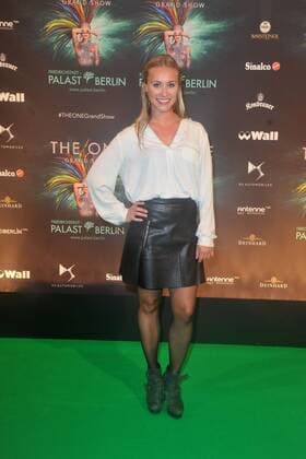 Sina Tkotsch bei der The One Grand Show Premiere am 06.10.2016 im Friedrichstadt-Palast in Berlin The One Grand Show Premiere in Berlin, 2016 