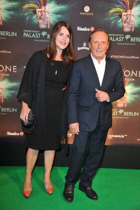 Claus Theo Gärtner und seine Ehefrau Sarah Würgler bei der The One Grand Show Premiere am 06.10.2016 im Friedrichstadt-Palast in Berlin The One Grand Show Premiere in Berlin, 2016 