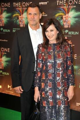 Iris Berben und Heiko Kiesow bei der The One Grand Show Premiere am 06.10.2016 im Friedrichstadt-Palast in Berlin The One Grand Show Premiere in Berlin, 2016 
