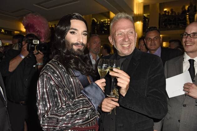 Conchita Wurst und Jean Paul Gaultier bei der Weltpremiere von The One Grand Show im Friedrichstadt-Palast. Berlin, 06.10.2016 Foto:xFredericx xFuturexImage