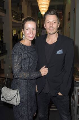 Michael Michi Beck mit Ehefrau Ulrike bei der Weltpremiere von The One Grand Show im Friedrichstadt-Palast. Berlin, 06.10.2016 Foto:xFredericx xFuturexImage