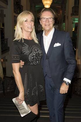 Wolfgang Lippert mit Ehefrau Gesine bei der Weltpremiere von The One Grand Show im Friedrichstadt-Palast. Berlin, 06.10.2016 Foto:xFredericx xFuturexImage
