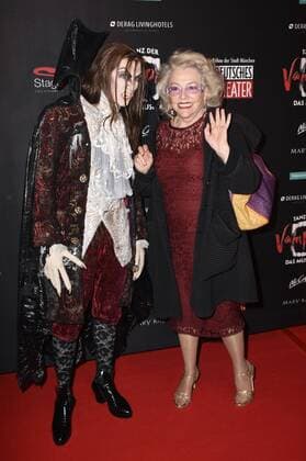 Veronika von Quast bei der Premiere des Musicals Tanz der Vampire im Deutschen Theater. München, 06.10.2016 Foto:xP.xSchönbergerx xFuturexImage