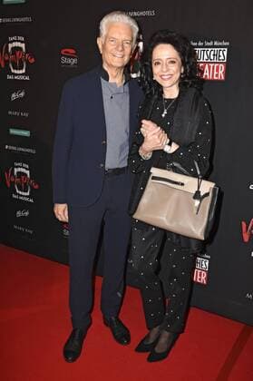 Peter Horton und Slava Kantcheff bei der Premiere des Musicals Tanz der Vampire im Deutschen Theater. München, 06.10.2016 Foto:xP.xSchönbergerx xFuturexImage