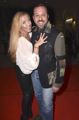 Michel Guillaume mit Gattin Georgia bei der Premiere des Musicals Tanz der Vampire im Deutschen Theater. München, 06.10.2016 Foto:xP.xSchönbergerx xFuturexImage