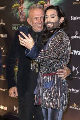 Jean Paul Gaultier und Conchita Wurst bei der Weltpremiere von The One Grand Show im Friedrichstadt-Palast. Berlin, 06.10.2016 Foto:xK.xWernerx xFuturexImage