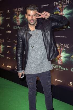 Jay Khan bei der Weltpremiere von The One Grand Show im Friedrichstadt-Palast. Berlin, 06.10.2016 Foto:xK.xWernerx xFuturexImage
