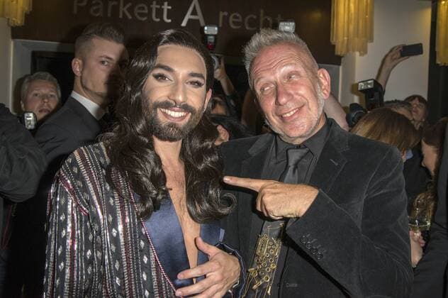 Conchita Wurst und Jean Paul Gaultier bei der Weltpremiere von The One Grand Show im Friedrichstadt-Palast. Berlin, 06.10.2016 Foto:xK.xWernerx xFuturexImage