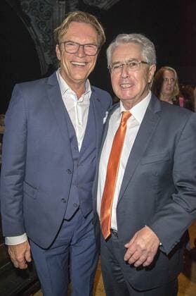 Wolfgang Lippert und Frank Elstner bei der Weltpremiere von The One Grand Show im Friedrichstadt-Palast. Berlin, 06.10.2016 Foto:xK.xWernerx xFuturexImage