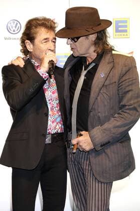 Peter Maffay und Udo Lindenberg bei der Premiere des Musicals Tabaluga - Es lebe die Freundschaft in der Barclay Card Arena. Hamburg, 07.10.2016 Foto:xgbrcix xFuturexImage