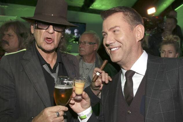 Udo Lindenberg und Jens Riewa bei der Premiere des Musicals Tabaluga - Es lebe die Freundschaft in der Barclay Card Arena. Hamburg, 07.10.2016 Foto:xgbrcix xFuturexImage