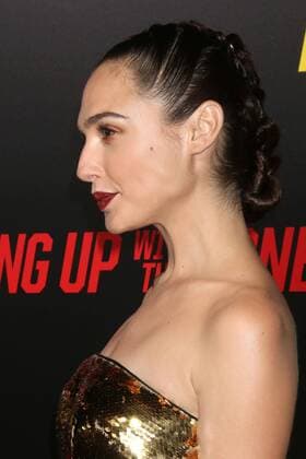 LOS ANGELES - OCT 8: Gal Gadot at the Keeping Up with the Joneses Red Carpet Event at the Twentieth Century Fox on October 8, 2016 in Los Angeles, CA  Copyright: xKathyxHutchinsx