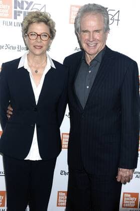 Annette Bening mit Ehemann Warren Beatty bei der Premiere von 20th Century Women auf dem 54. New York Film Festival in der Alice Tully Hall New York, Foto:xD.xVanxTinex xFuturexImage