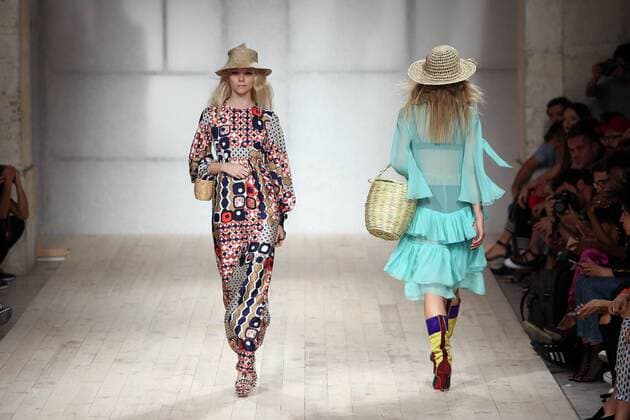 October 9, 2016 - Lisbon, Portugal - A model presents a creation from the Portuguese fashion designer Filipe Faisca Spring Summer 2017 collection during the Lisbon Fashion Week on October 9, 2016 in Lisbon, Portugal. Lisbon Portugal  - ZUMAn230
