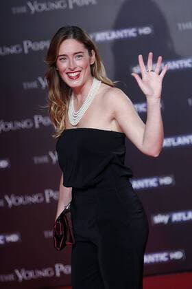 Premiere der TV-Serie The Young Pope in Rom Maria Elena Boschi Roma 09-10-2016. The young Pope Serie TV Sky, Anteprima Rome 9th October 2016. The Young Pope Premiere. SamanthaxZucchi