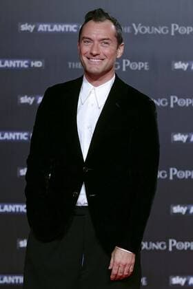 Premiere der TV-Serie The Young Pope in Rom - Jude Law Roma 09-10-2016. The young Pope Serie TV Sky, Rome 9th October 2016. The Young Pope Premiere. SamanthaxZucchi
