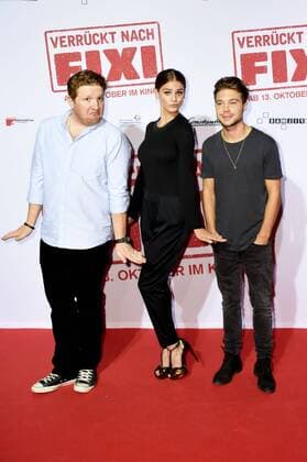 Roland Schreglmann, Lisa Tomaschewsky und Jascha Rust bei der Premiere des Kinofilms Verrückt nach Fixi im Mathäser Filmpalast. München, 09.10.2016 Foto:xP.xSchönbergerx xFuturexImage