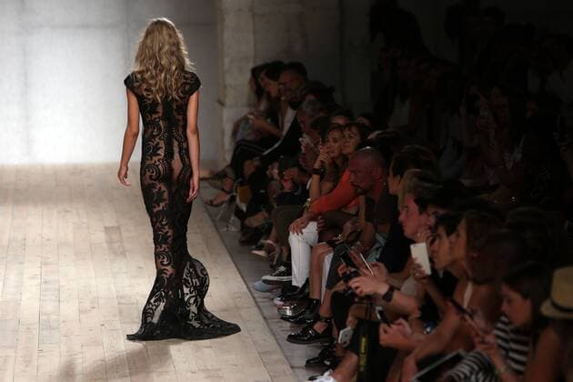October 9, 2016 - Lisbon, Portugal - A model presents a creation from the Angolan fashion designer Nadir Tati Spring Summer 2017 collection during the Lisbon Fashion Week on October 9, 2016 in Lisbon, Portugal. Lisbon Portugal  - ZUMAn230