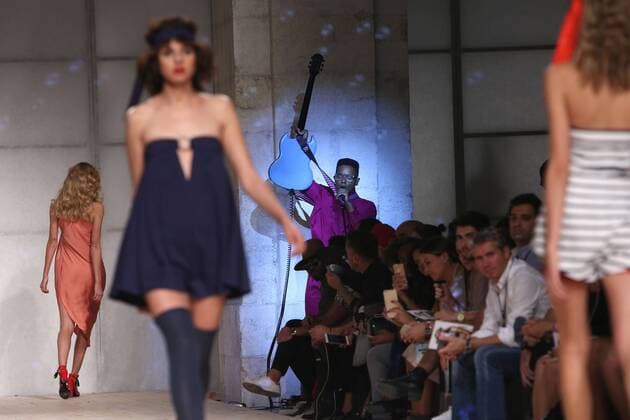 October 9, 2016 - Lisbon, Portugal - A model presents a creation from the Portuguese fashion designer Luis Carvalho Spring Summer 2017 collection during the Lisbon Fashion Week on October 9, 2016 in Lisbon, Portugal. Lisbon Portugal  - ZUMAn230