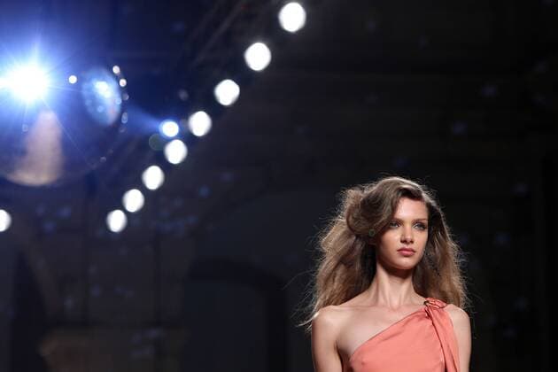 October 9, 2016 - Lisbon, Portugal - A model presents a creation from the Portuguese fashion designer Luis Carvalho Spring Summer 2017 collection during the Lisbon Fashion Week on October 9, 2016 in Lisbon, Portugal. Lisbon Portugal  - ZUMAn230
