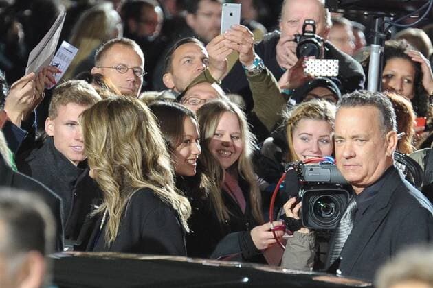 Deutschlandpremiere INFERNO Tom Hanks und Fans Ankunft zur Deutschlandpremiere INFERNO im Cinestar Sony Center in Berlin am 10.10.2016