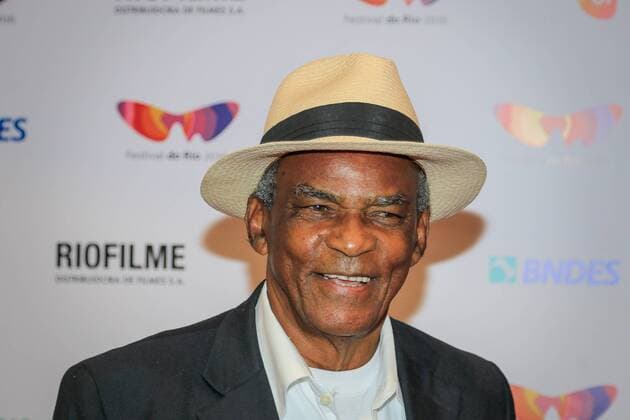 Pequeno Segredo - Little Secret: Filmpremiere in Rio de Janeiro RIO DE JANEIRO, RJ - 10.10.2016: TAPETE VERMELHO DO FILME PEQUENO SEGREDO - Antonio Pitanga during the Little Movie Red Carpet Secret, David Schurmann in Rio festival. Film directed by Brazil to compete for a position in the Foreign Language Oscar. The film is based on the true story of Kat Schurmann - which also inspired the eponymous best-selling Heloisa Schurmann. x1213337x  AndréxHorta