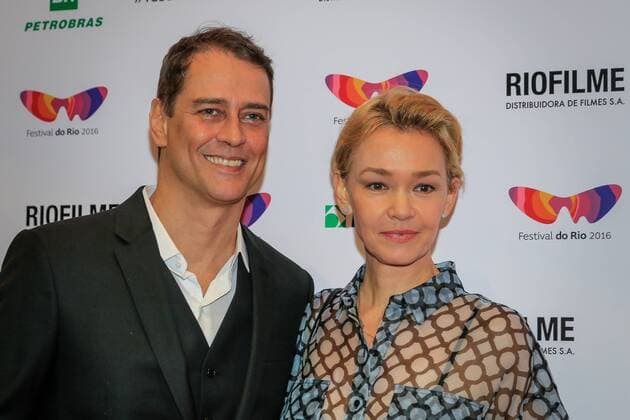 Pequeno Segredo - Little Secret: Filmpremiere in Rio de Janeiro RIO DE JANEIRO, RJ - 10.10.2016: TAPETE VERMELHO DO FILME PEQUENO SEGREDO - Marcelo Antony and Julia Lemmertz during the Little Movie Red Carpet Secret, David Schurmann in Rio festival. Film directed by Brazil to compete for a position in the Foreign Language Oscar. The film is based on the true story of Kat Schurmann - which also inspired the eponymous best-selling Heloisa Schurmann. x1213347x  AndréxHorta