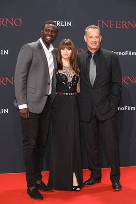Omar Sy, Felicity Jones und Tom Hanks, die Hauptdarsteller bei der Inferno Film Premiere am 10.10.2016 in Berlin Inferno Kino Premiere in Berlin, 2016 