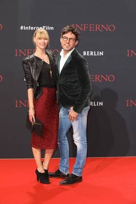 Tobey Wilson und Sabrina Gehrmann bei der Inferno Film Premiere am 10.10.2016 in Berlin Inferno Kino Premiere in Berlin, 2016 