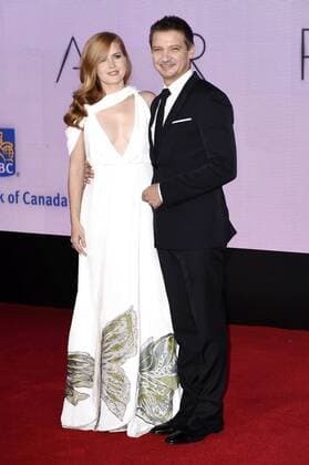 Amy Adams und Jeremy Renner bei der Premiere von Arrival auf dem 60. BFI London Film Festival im Odeon Leicester Square. London, 10.10.2016 Amy Adams, Jeremy Renner  Foto:xS.xVasx xFuturexImage