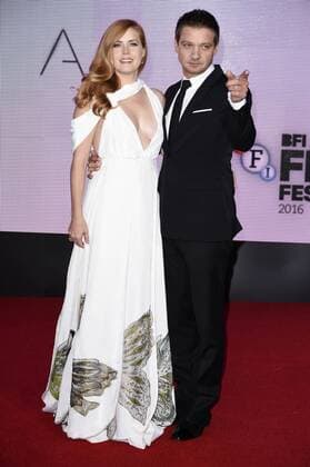 Amy Adams und Jeremy Renner bei der Premiere von Arrival auf dem 60. BFI London Film Festival im Odeon Leicester Square. London, 10.10.2016 Amy Adams, Jeremy Renner  Foto:xS.xVasx xFuturexImage