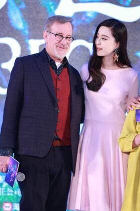 BEIJING, CHINA - OCTOBER 10: Actress Fan Bingbing and American director Steven Allan Spielberg attend premiere of Steven Allan Spielberg s film Big Friendly Giant on October 10, 2016 in Beijing, China.  CFP493630444
