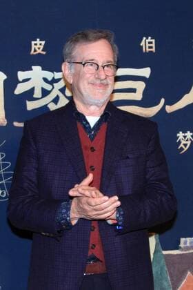 BEIJING, CHINA - OCTOBER 10: American director Steven Allan Spielberg attends premiere of his own film Big Friendly Giant on October 10, 2016 in Beijing, China.  CFP493630458