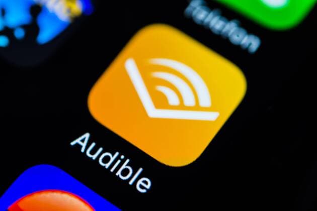App-Icons auf Smartphone-Display App-Icons, Anzeige auf einem Bildschirm vom Handy, Audible, Hörbücher, iOS, Makroaufnahme, Detail, formatfüllend Copyright: imageBROKER/ValentinxWolf iblvfw04410121.jpg
