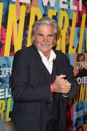 Peter Simonischek bei der Die Welt der Wunderlichs Film Premiere am 12.10.2016 in Berlin Die Welt der Wunderlichs Filmpremiere in Berlin, 2016 