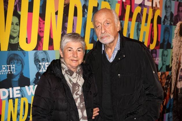Karl Dall und seine Ehefrau Barbara bei der Die Welt der Wunderlichs Film Premiere am 12.10.2016 in Berlin Die Welt der Wunderlichs Filmpremiere in Berlin, 2016 