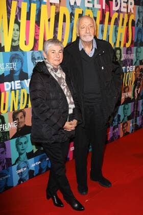 Karl Dall und seine Ehefrau Barbara bei der Die Welt der Wunderlichs Film Premiere am 12.10.2016 in Berlin Die Welt der Wunderlichs Filmpremiere in Berlin, 2016 