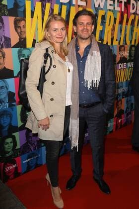 Steffen Groth und seine Ehefrau Ana bei der Die Welt der Wunderlichs Film Premiere am 12.10.2016 in Berlin Die Welt der Wunderlichs Filmpremiere in Berlin, 2016 