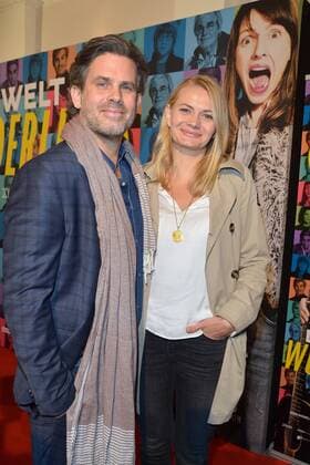 Premiere Welt der Wunderlichs Steffen Groth mit Freundin Ana Ankunft zur Premiere die Welt der Wunderlichs im Kantkino in Berlin am 12.10.2016