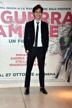 In Guerra per Amore Filmpremiere in Rom Rome, Red Carpet In Guerra per Amore. Pictured: Eduardo Valdargnini Burberry dress  Copyright: xCamillaxMorandix xIPAx