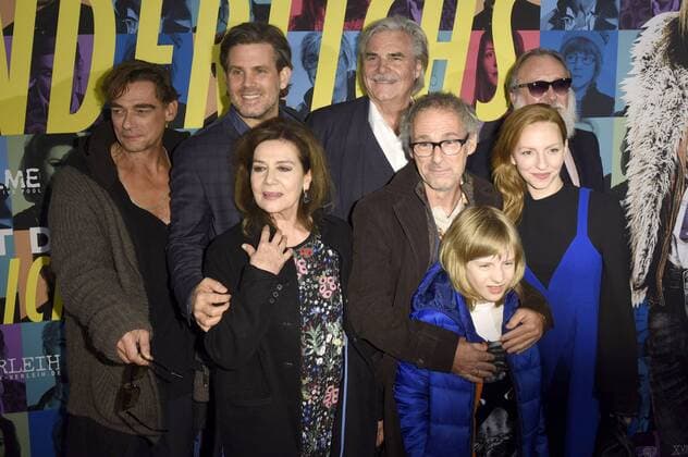 Martin Feifel, Steffen Groth, Hannelore Elsner, Peter Simonischek, Dani Levy, Ewi Rodriguez, Katharina Schüttler und Friedrich Liechtenstein bei der Premiere des Kinofilms Die Welt der Wunderlichs im Kant Kino. Berlin, 12.10.2016 Foto:xF.xKernx xFuturexImage